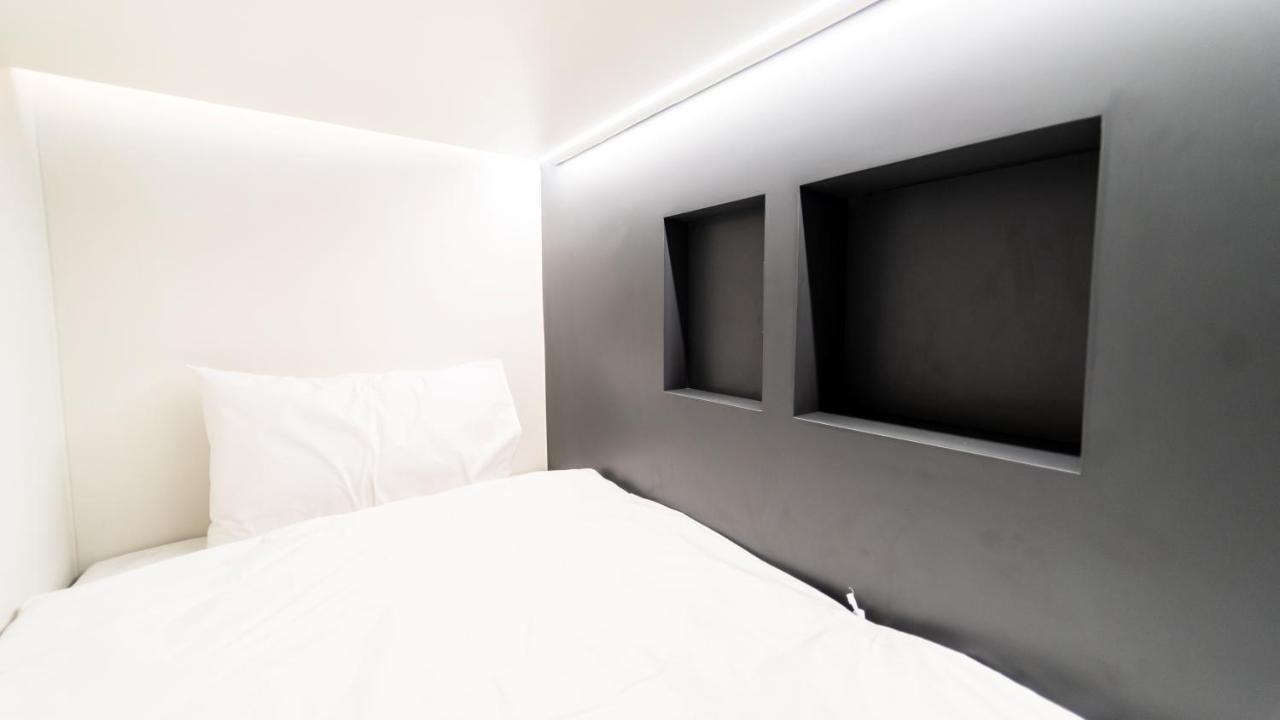 Pier 808 Hostel Bangkok Zewnętrze zdjęcie